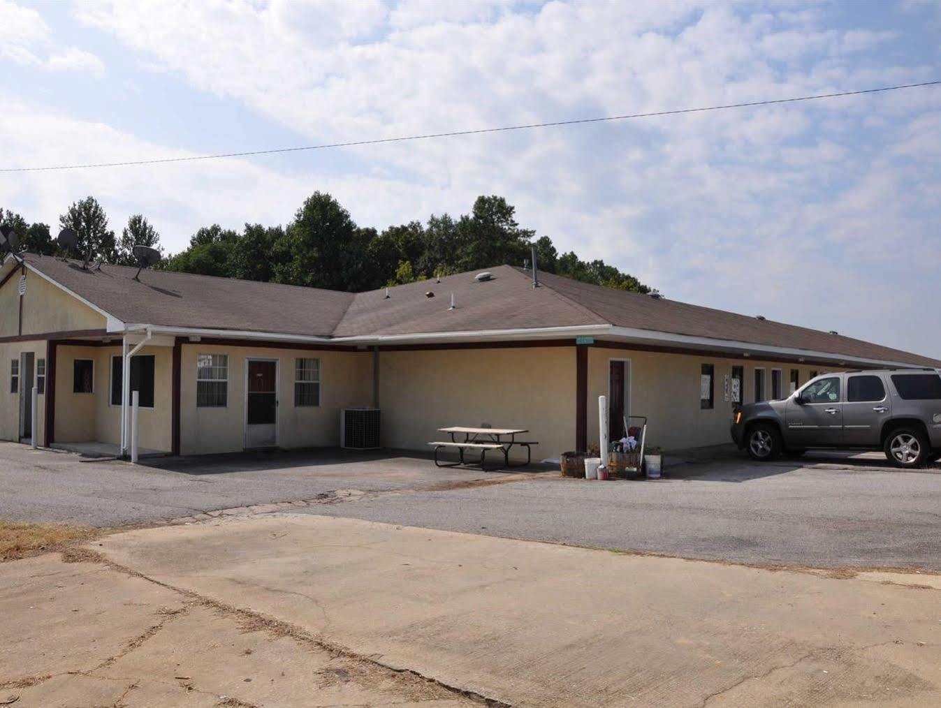 Budget Inn Elkmont Exterior foto
